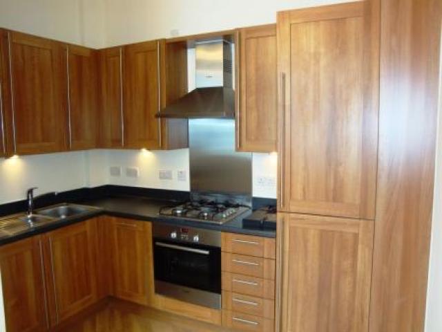 			2 Bedroom, 1 bath, 1 reception Flat			 Glengall Road, KILBURN